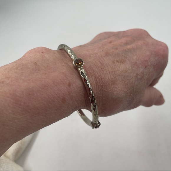 Graziano Set of 2 - Women’s Signed Amber Gemstone 7” Bangle Bracelets. - Picture 4 of 11